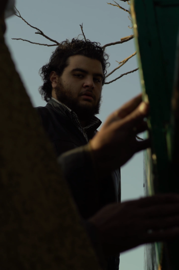 Still-HANDS AND KISSES